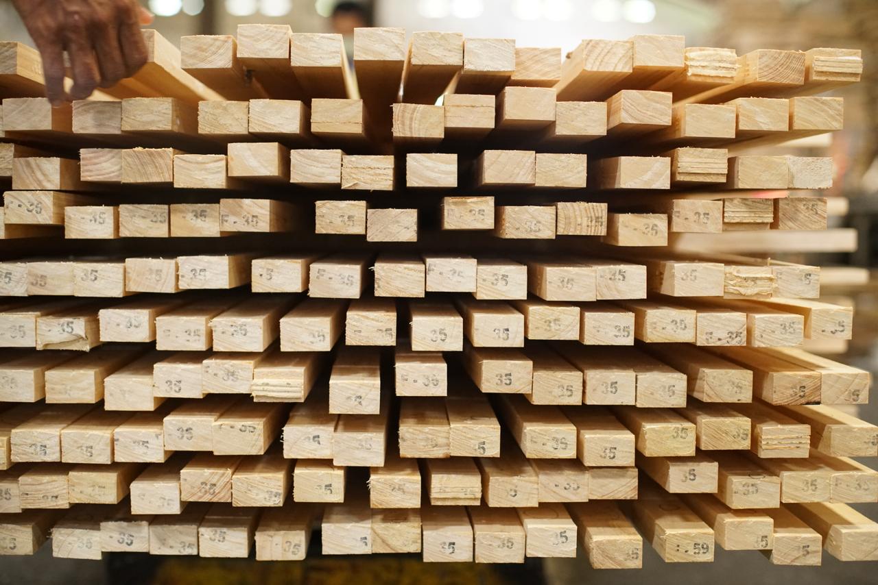 Finger-Joint Laminated Board — PT Mustika Bahana Jaya